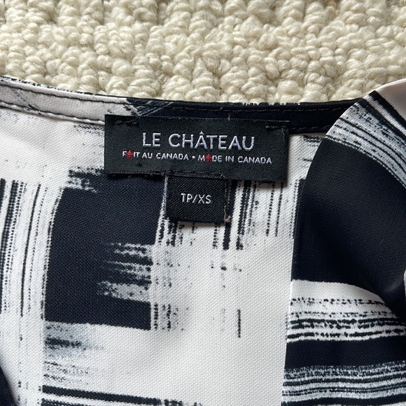 Le Chateau Black & White Sleeveless Top Size XS - Picture 6 of 10